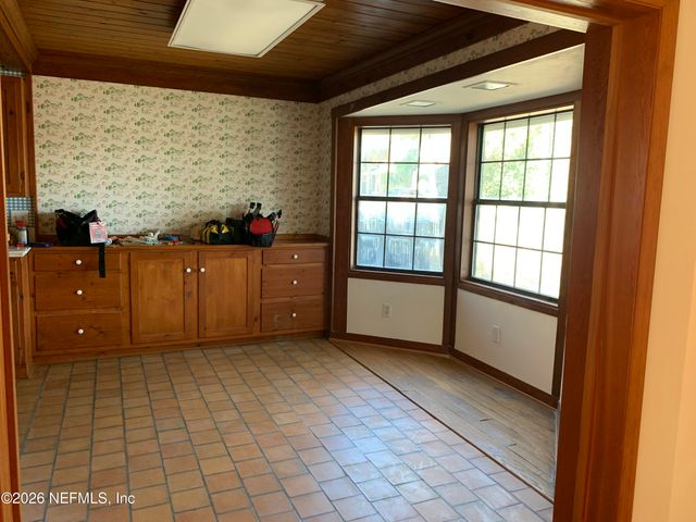 120 BEACH Avenue, Atlantic Beach, FL 32233