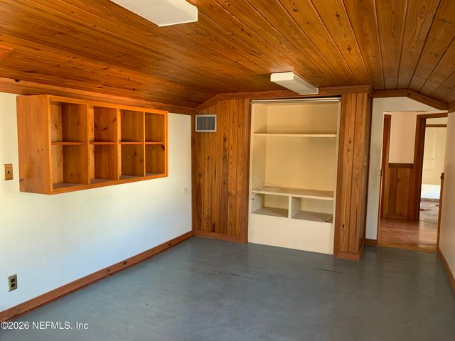120 BEACH Avenue, Atlantic Beach, FL 32233