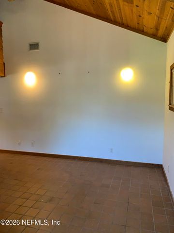 120 BEACH Avenue, Atlantic Beach, FL 32233