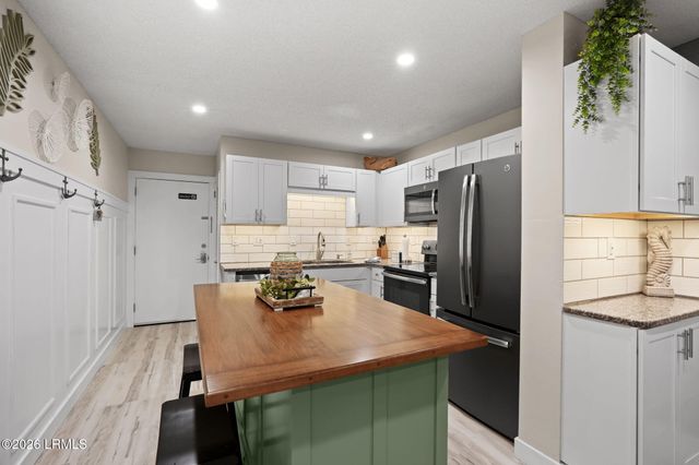 239 Beach City Rd Apt 1225, Hilton Head Island, SC 29926