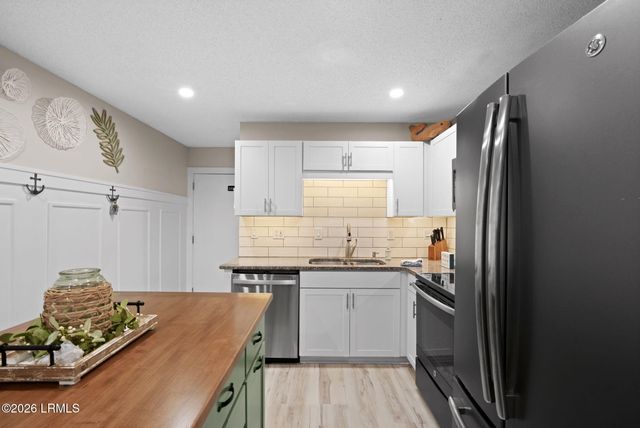 239 Beach City Rd Apt 1225, Hilton Head Island, SC 29926