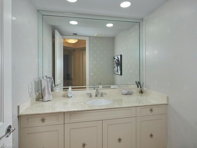 5051 Pelican Colony BLVD 1002, Bonita Springs, FL 34134