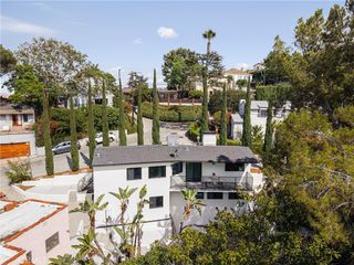 3950 Franklin Avenue, Los Angeles, CA 90027