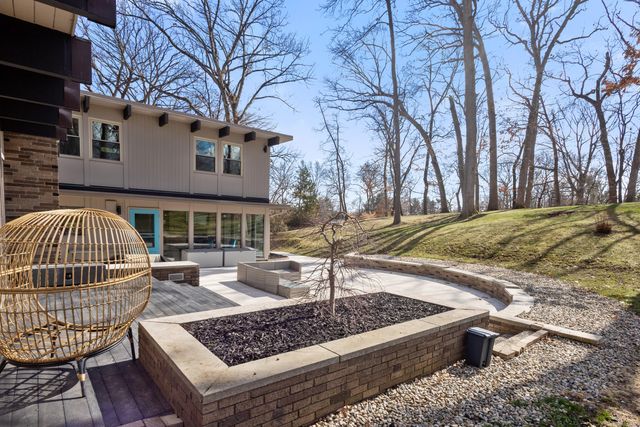 5228 Ridgebrook Drive, Portage City, MI 49002