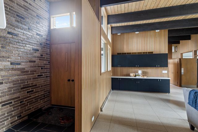 5228 Ridgebrook Drive, Portage City, MI 49002