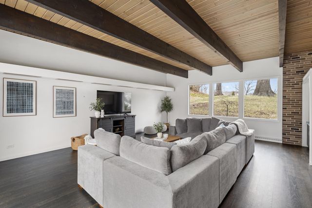 5228 Ridgebrook Drive, Portage City, MI 49002