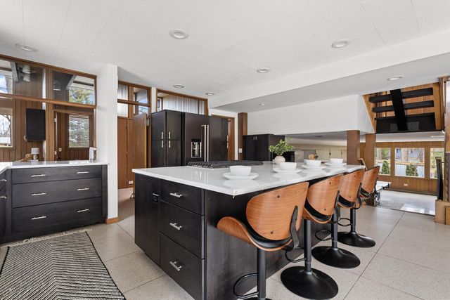 5228 Ridgebrook Drive, Portage City, MI 49002