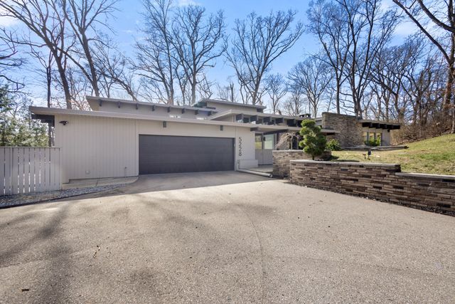 5228 Ridgebrook Drive, Portage City, MI 49002