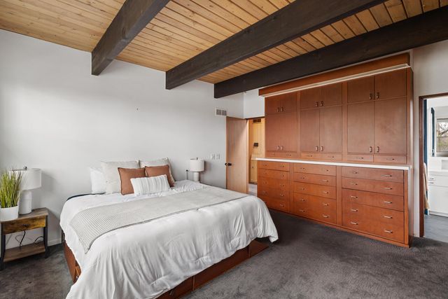 5228 Ridgebrook Drive, Portage City, MI 49002