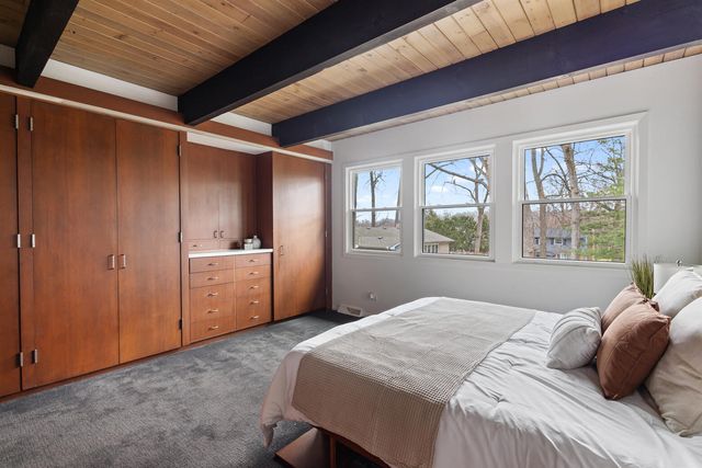 5228 Ridgebrook Drive, Portage City, MI 49002