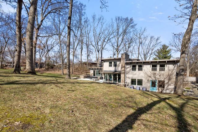 5228 Ridgebrook Drive, Portage City, MI 49002