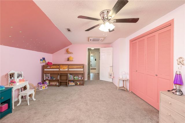 1168 E Oaks Manor Drive, Fayetteville, AR 72703