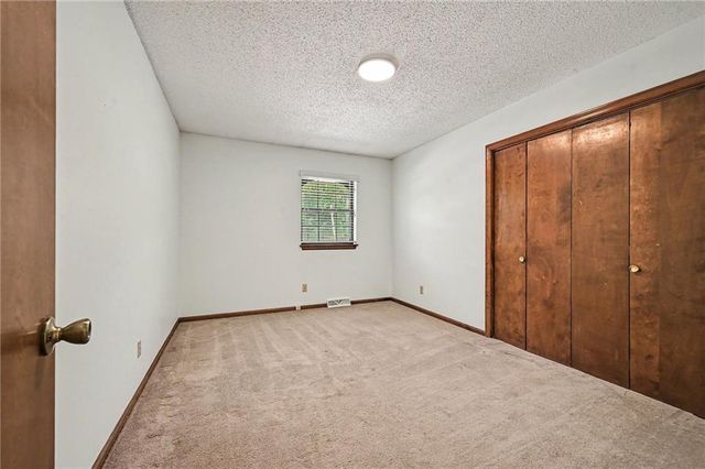 1728 Haas Drive, Kansas City, KS 66106