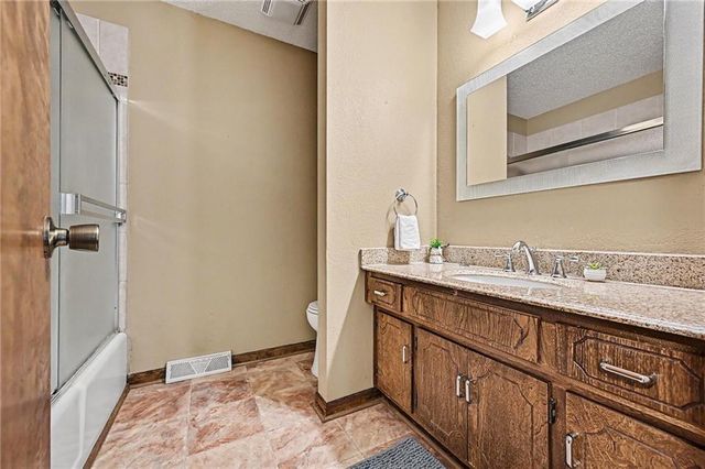 1728 Haas Drive, Kansas City, KS 66106