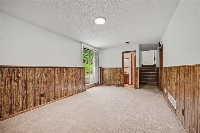 1728 Haas Drive, Kansas City, KS 66106