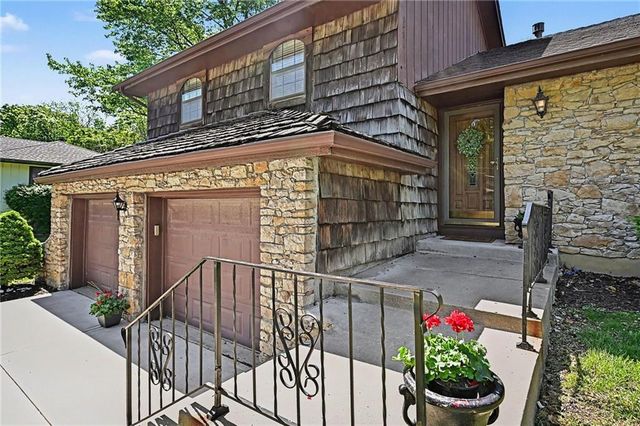 1728 Haas Drive, Kansas City, KS 66106