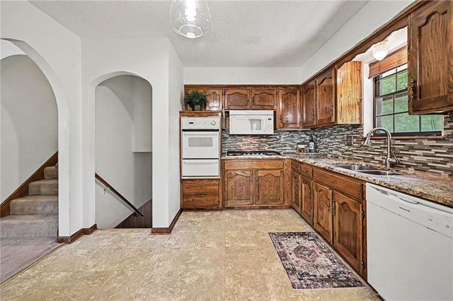 1728 Haas Drive, Kansas City, KS 66106