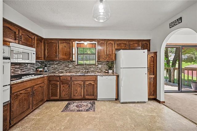 1728 Haas Drive, Kansas City, KS 66106