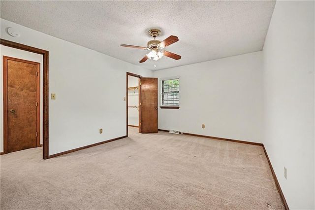 1728 Haas Drive, Kansas City, KS 66106