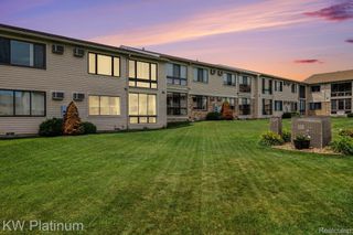 1700 River Road 6, Marysville, MI 48040