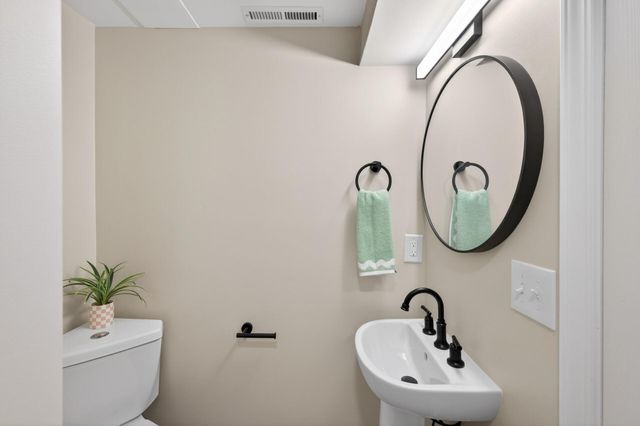 250 20th Avenue S, South Saint Paul, MN 55075