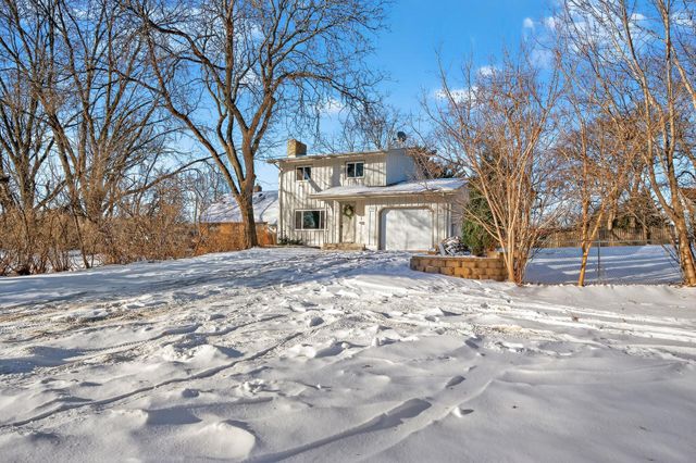 250 20th Avenue S, South Saint Paul, MN 55075