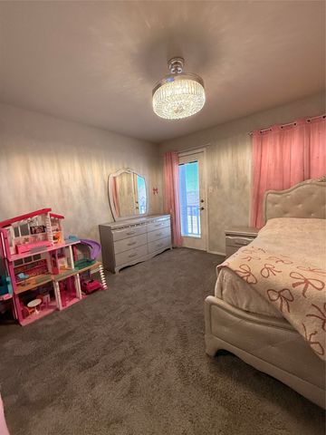 1610 Wildflower Drive, Waxahachie, TX 75165