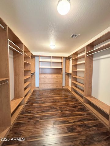 231 E MULE TRAIN Trail, San Tan Valley, AZ 85143