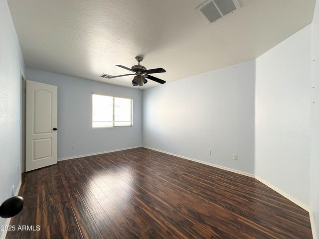 231 E MULE TRAIN Trail, San Tan Valley, AZ 85143
