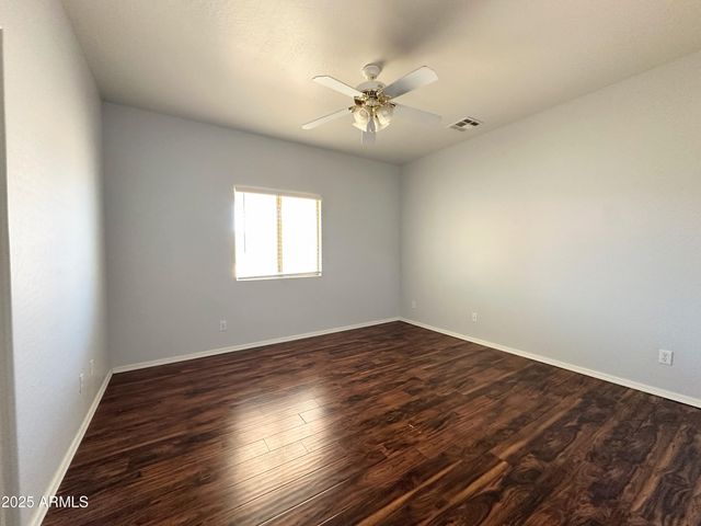 231 E MULE TRAIN Trail, San Tan Valley, AZ 85143