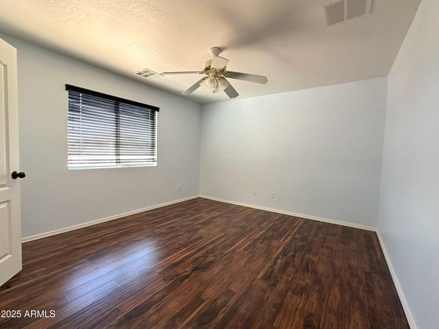 231 E MULE TRAIN Trail, San Tan Valley, AZ 85143