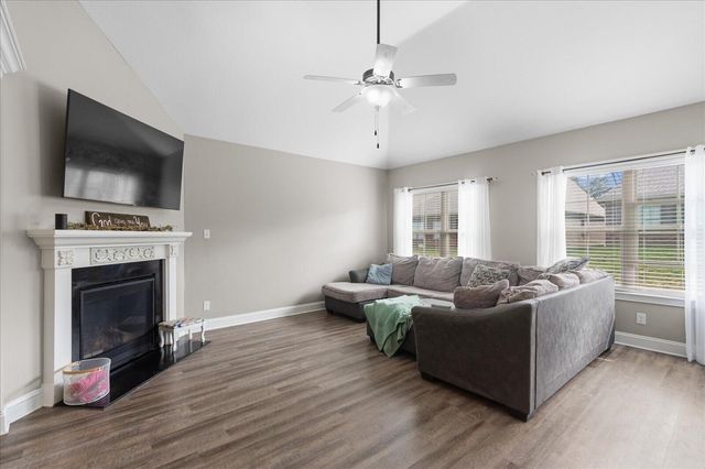 204 Zion Cove Lane, Englewood, TN 37329