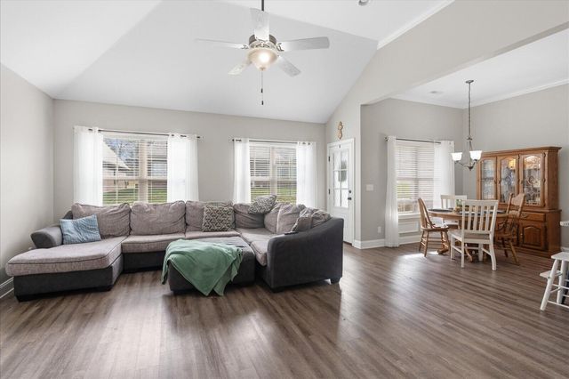 204 Zion Cove Lane, Englewood, TN 37329