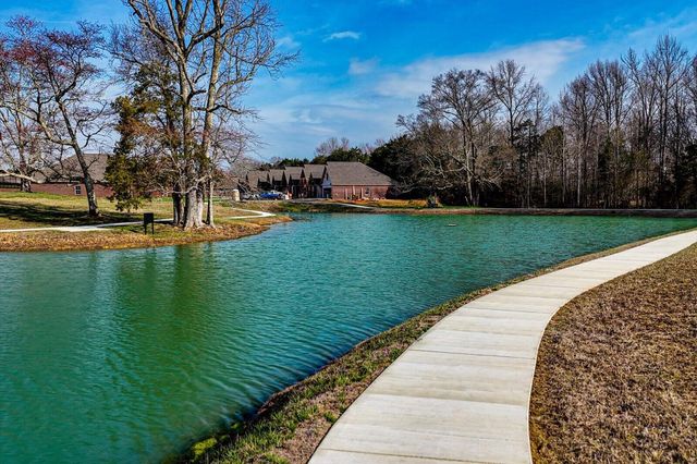 204 Zion Cove Lane, Englewood, TN 37329