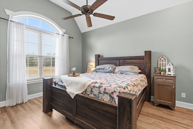 204 Zion Cove Lane, Englewood, TN 37329