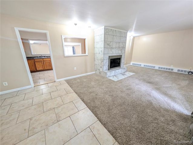 15870 Allen Road, Taylor, MI 48180
