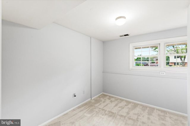 7986 DEWARD CT, Manassas, VA 20109
