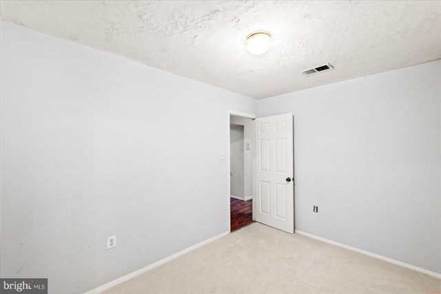 7986 DEWARD CT, Manassas, VA 20109