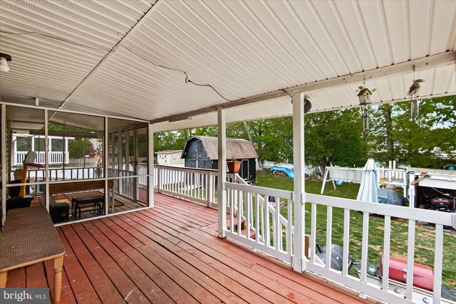 7986 DEWARD CT, Manassas, VA 20109