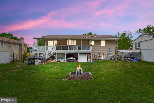 7986 DEWARD CT, Manassas, VA 20109
