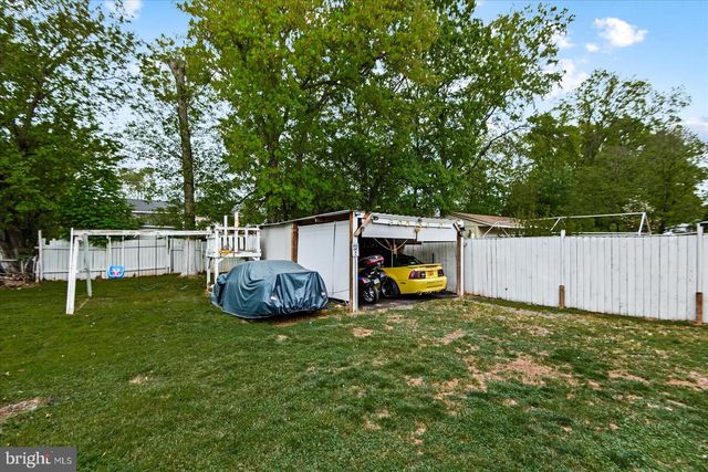 7986 DEWARD CT, Manassas, VA 20109
