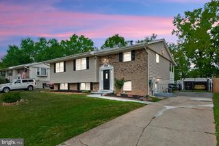 7986 DEWARD CT, Manassas, VA 20109