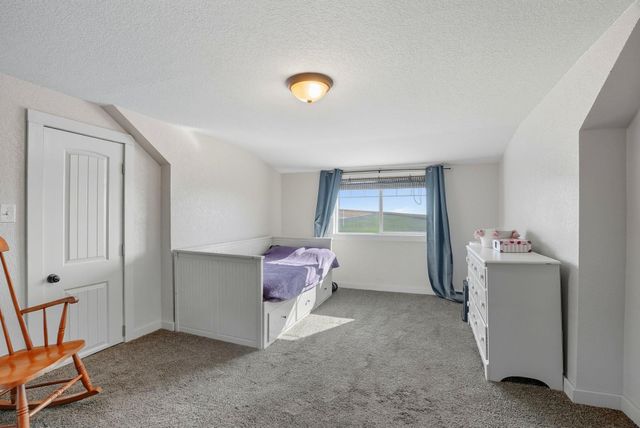 5283 Estate Road North Rd, Sprague, WA 99032