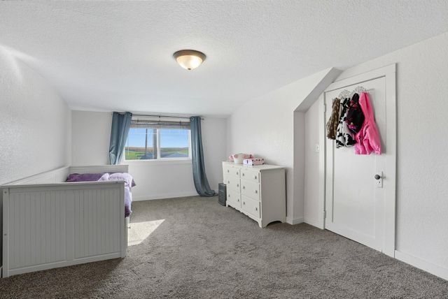 5283 Estate Road North Rd, Sprague, WA 99032