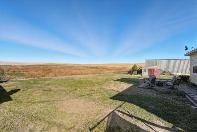 5283 Estate Road North Rd, Sprague, WA 99032