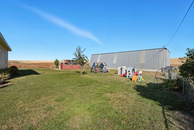 5283 Estate Road North Rd, Sprague, WA 99032