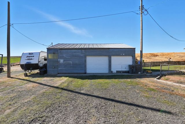 5283 Estate Road North Rd, Sprague, WA 99032