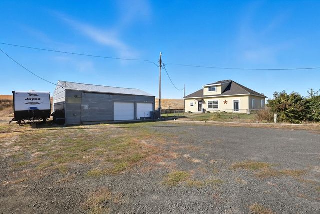 5283 Estate Road North Rd, Sprague, WA 99032