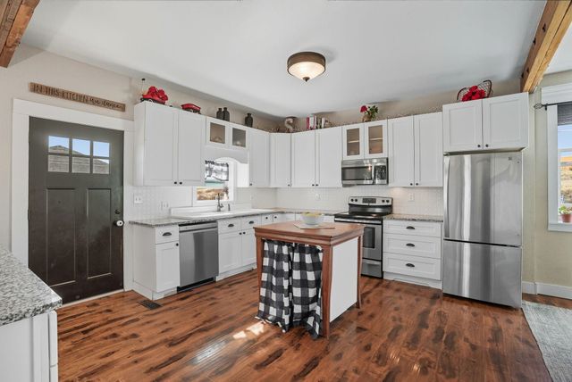 5283 Estate Road North Rd, Sprague, WA 99032