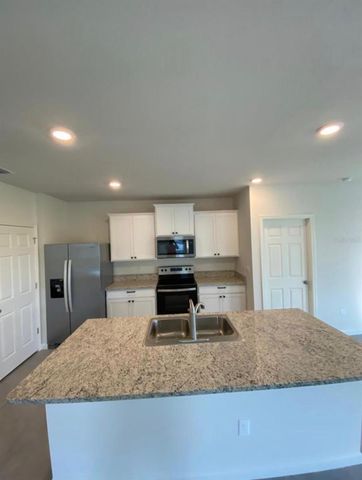 822 SE REMINGTON GREEN DRIVE, Palm Bay, FL 32909
